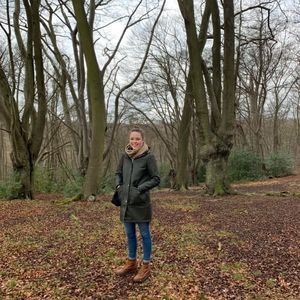 Meet your Posher, Holly